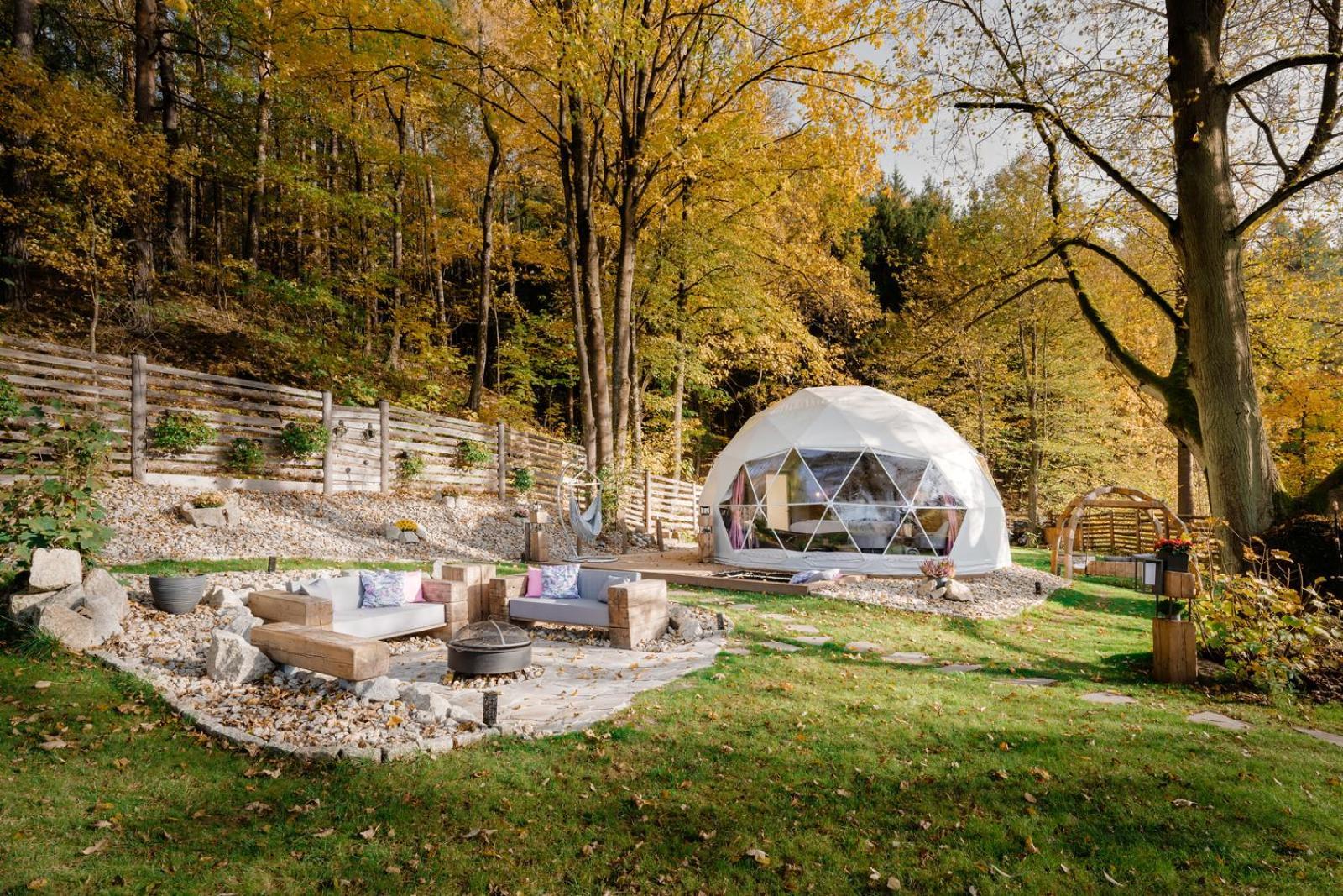 Luxury tent Forrest Glamp Mimo Jablonne v Podjestedi